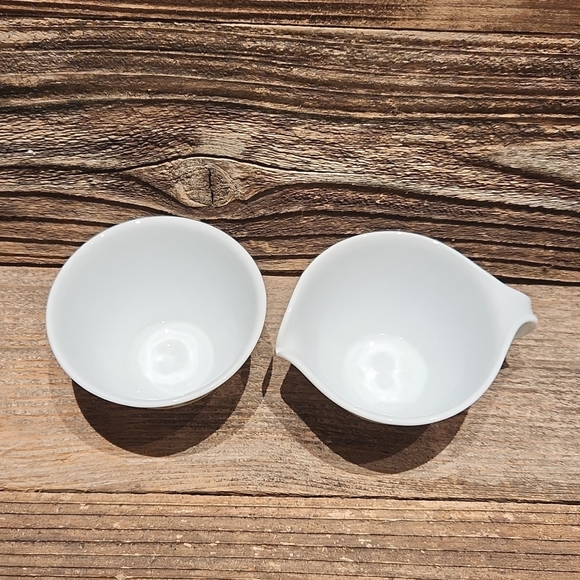 Vintage Corning Corelle Sugar and Creamer Set "Butterfly Gold Pattern" - Picture 2 of 9